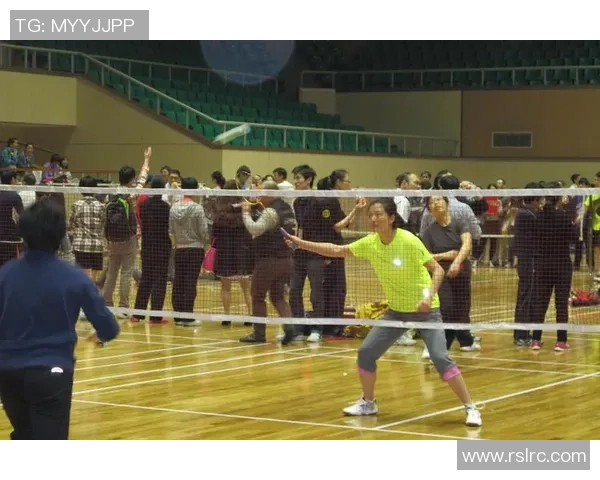 南京羽毛球队的奋斗历程与冠军赛背后的成长故事 南京羽毛球队的奋斗历程与冠军赛背后的成长故事